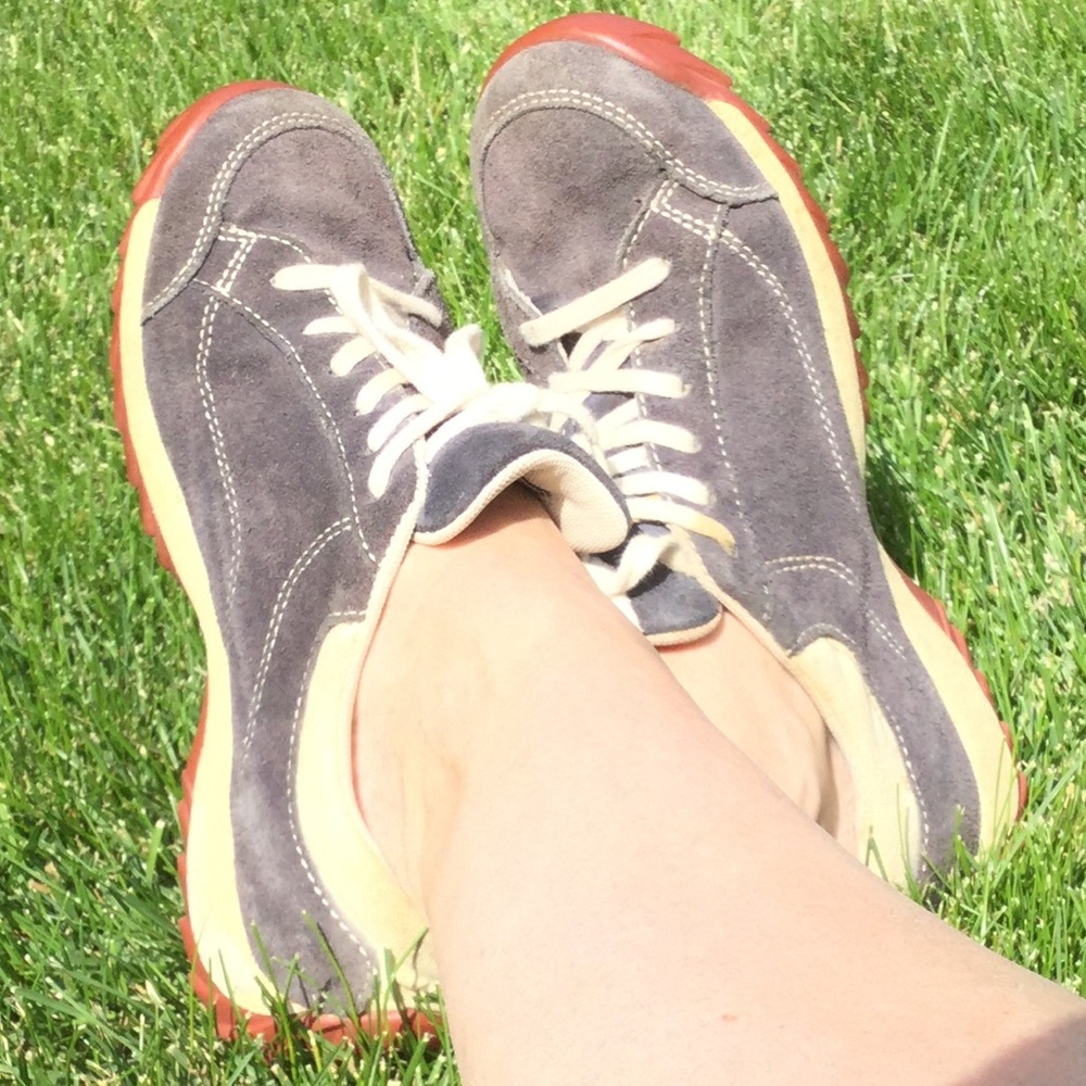 Simple, blue sneaks w/ fun brick colored soles,